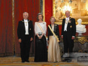Pirmosios Lietuvos Respublikos poros susitikimas su Ispanijos Karaliumi Chuanu Karlu (Juan Carlos I) ir Karaliene Sofija (Sofia) valstybinio vizito Ispanijos karalystėje metu, 2005 m. birželio 6 d. Fot. Džoja Gunda Barysaitė