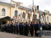 Scouts line in front of the Presidential Palace. Kaunas, May 12, 2007