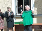 President Valdas Adamkus with personalized T-shirts. Kaunas, May 1, 2013