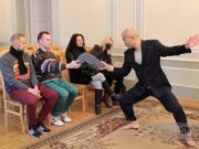 Nyderlanduose gyvenančio japonų choreografo, šokėjo Kenzo Kusuda pasirodymas Istorinėje Prezidentūroje. Kaunas, 2015 m. spalio 10 d.