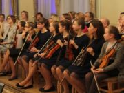Adventinį koncertą„Iš širdies į širdį“ miestiečiams dovanojo Kauno I-oji muzikos mokykla. Kaunas, 2016 m. gruodžio 9 d.