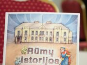 Komikso „Rūmų istorijos“ pristatymas Vilniaus apskrities Adomo Mickevičiaus viešojoje bibliotekoje. Vilnius, 2023 m. kovo 15 d. Mindaugo Masaičio nuotr.